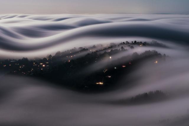 Neverovatni prizori čuvene magle iznad San Franciska (FOTO)